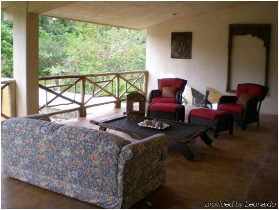 Eco Casa Corazon 3*